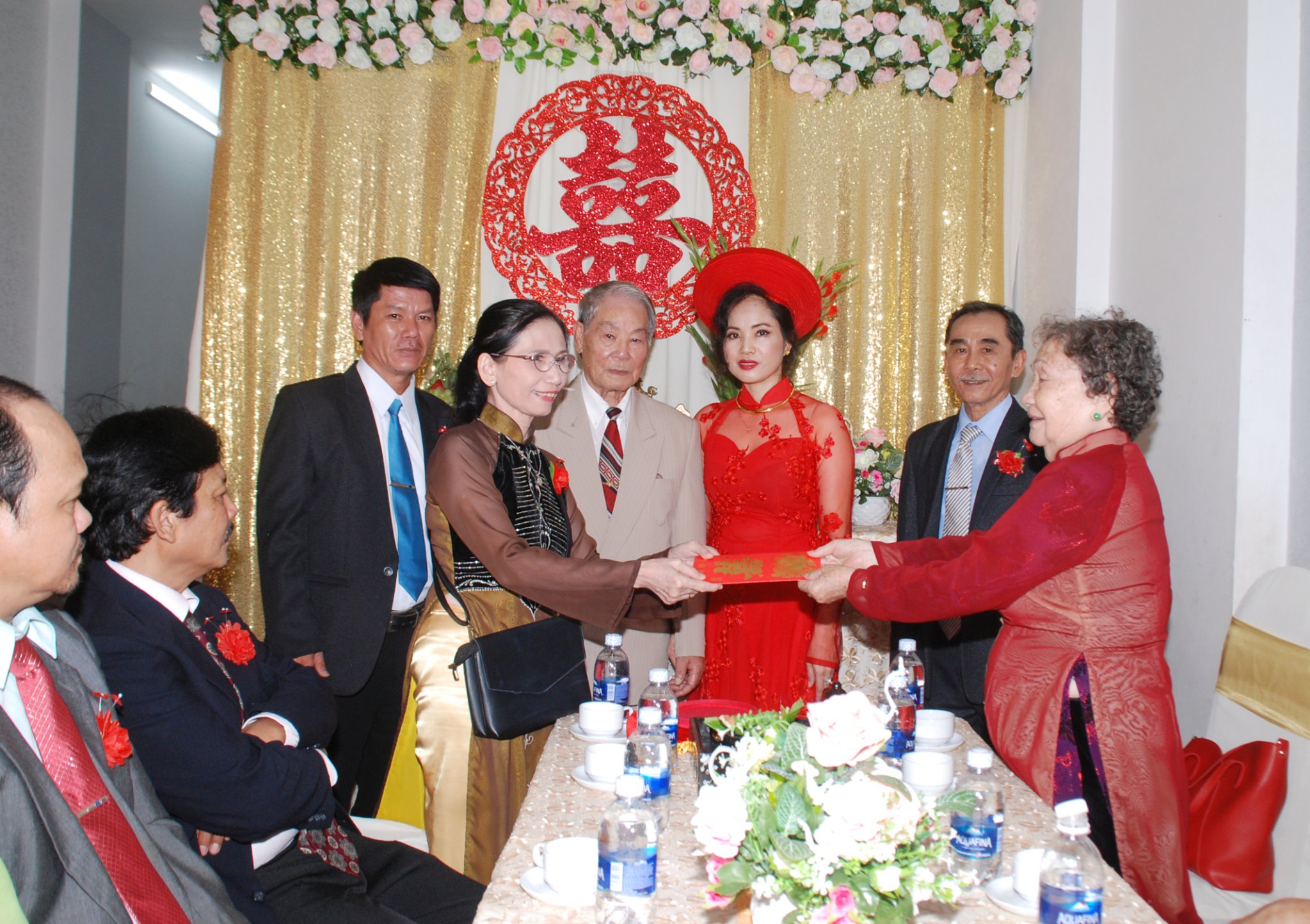 CƯỚI HỎI TRỌN GÓI